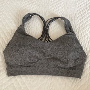 Women’s sports bra size large